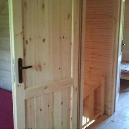 Blockhuette Mit Grill Und Terrasse In Glenwko Appartement *